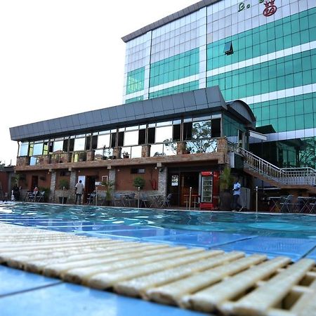 La Grande Hotel Kampala Exterior photo