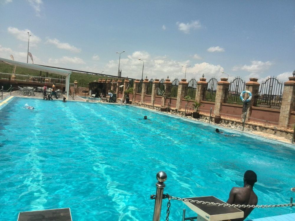 La Grande Hotel Kampala Exterior photo